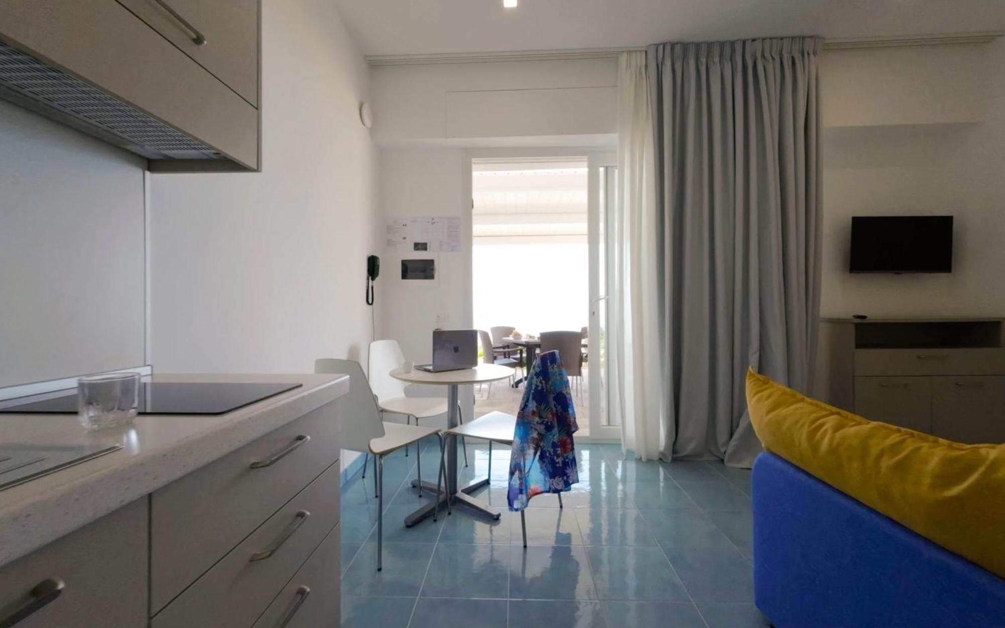 Residence Pietre Bianche Aparthotel Pizzo  Exterior foto